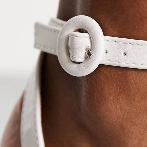 Wide fit 10 white block heeled sandals - Picture 3 of 3